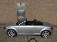 Gebraucht Audi TT Roadster 180 PS (132 kW) 2000 Silber Cabrio