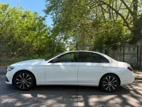 Gebraucht Mercedes E220 200 PS (147 kW) 2022 Weiß Limousine