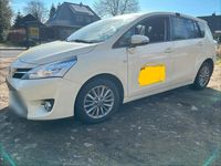 Gebraucht Toyota Verso-S 111 PS (81 kW) 2017 Silber Van / Kleinbus