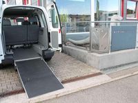 Second-hand VW Caddy Life 105 CP (77 kW) 2007 Alb Monovolum