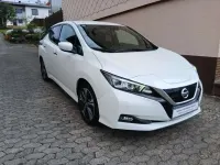 Gebraucht Nissan Leaf 360º 110 kW (150 PS) 2022 Brilliant white (m) Kleinwagen