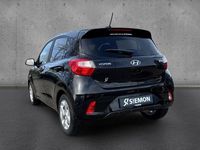 Gebraucht Hyundai i10 GO! 67 PS (49 kW) 2023 Schwarz Kleinwagen