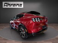 Gebraucht Ford Mustang Mach-E 258 kW (351 PS) 2021 Rot metallic SUV