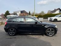 Gebraucht BMW 118 122 PS (89 kW) 2007 Schwarz Kleinwagen