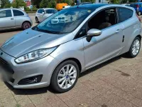 Gebraucht Ford Fiesta Titanium 101 PS (74 kW) 2016 Grau Kleinwagen