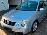 Gebraucht VW Polo 64 PS (47 kW) 2004 Silber Kleinwagen