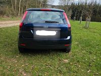 Gebraucht Ford Fiesta 60 PS (44 kW) 2005 Blau Kleinwagen