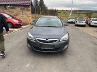 Gebraucht Opel Astra Design Edition 110 PS (80 kW) 2011 Grau Kombi