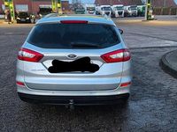 Gebraucht Ford Mondeo 150 PS (110 kW) 2016 Silber Kombi