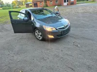 Gebraucht Opel Astra 120 PS (88 kW) 2011 Grau Coupé