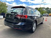 Gebraucht VW Passat Business 200 PS (147 kW) 2025 Schwarz Kombi