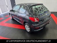 Gebraucht Peugeot 206+ Basis 75 PS (55 kW) 2010 Grau Kleinwagen