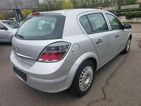 Gebraucht Opel Astra 115 PS (84 kW) 2009 Silber Limousine