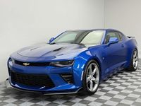 Gebraucht Chevrolet Camaro 453 PS (333 kW) 2018 Vector/electric blue metallic Coupé