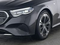 Gebraucht Mercedes E300 313 PS (230 kW) 2025 Lack graphitgrau Kombi