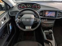 Gebraucht Peugeot 308 SW Active 131 PS (96 kW) 2020 Weiß Kombi