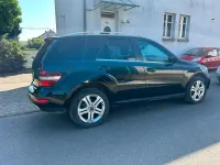 Gebraucht Mercedes ML300 204 PS (150 kW) 2010 Schwarz SUV