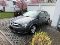 Gebraucht Opel Astra 90 PS (66 kW) 2008 Schwarz Coupé