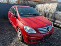 Gebraucht Mercedes B180 Edition 109 PS (80 kW) 2007 Rot Van / Kleinbus