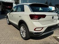 Gebraucht VW T-Roc 150 PS (110 kW) 2024 Beige SUV