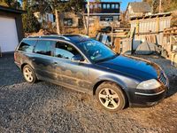 Gebraucht VW Passat 180 PS (132 kW) 2003 Blau Kombi