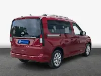 Gebraucht Ford Tourneo Titanium 122 PS (89 kW) 2026 Rot Kombi
