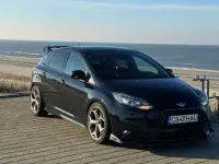 Gebraucht Ford Focus ST 250 PS (183 kW) 2014 Schwarz Limousine