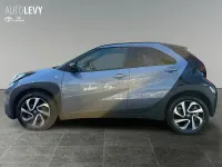 Gebraucht Toyota Aygo Team 72 PS (52 kW) 2024 Celestite grey 1k3/ black mica Kleinwagen