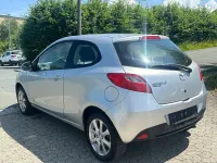 Gebraucht Mazda 2 Independence 90 PS (66 kW) 2009 Silber Kleinwagen