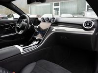 Gebraucht Mercedes CLE200 AMG 204 PS (150 kW) 2023 Manufaktur lack manufaktur opalithweiss bright Coupé