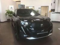 Gebraucht Peugeot e-2008 Allure 100 kW (136 PS) 2023 Perla nera schwarz SUV