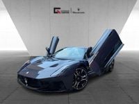 Neu Maserati MCPURA 630 PS (463 kW) 2025 Night interaction Cabrio