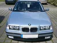 Gebraucht BMW 318 116 PS (85 kW) 1997 Grau Kombi