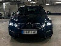Gebraucht Skoda Octavia vRS 184 PS (135 kW) 2018 Schwarz Kombi