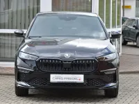 Neu Skoda Scala Monte Carlo 150 PS (110 kW) 2026 Black magic perleffekt Kleinwagen