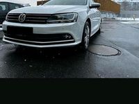 Gebraucht VW Jetta 125 PS (91 kW) 2018 Weiß Limousine
