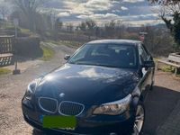 gebraucht BMW 530 i schwarz