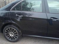 Gebraucht Mercedes E220 Avantgarde 170 PS (125 kW) 2011 Schwarz Limousine