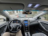 Gebraucht Hyundai i30 Style 110 PS (80 kW) 2015 Silber Kombi