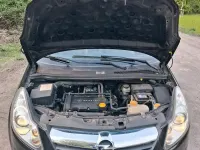 Gebraucht Opel Corsa 80 PS (58 kW) 2010 Schwarz Kleinwagen