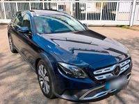Gebraucht Mercedes E220 All-Terrain 194 PS (142 kW) 2018 Blau Kombi