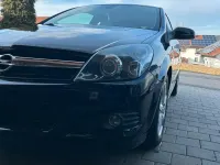 Gebraucht Opel Astra GTC 140 PS (102 kW) 2009 Schwarz Coupé