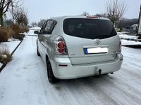 Gebraucht Toyota Corolla Verso 177 PS (130 kW) 2006 Silber Van / Kleinbus