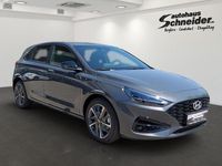 Neu Hyundai i30 Advantage 101 PS (74 kW) 2025 Ecotronic grey metallic Limousine