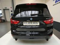 Gebraucht BMW 220 Sport Line 192 PS (141 kW) 2018 Saphirschwarz Van / Kleinbus