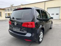 Gebraucht VW Touran 140 PS (102 kW) 2014 Schwarz Van / Kleinbus