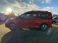 Neu VW Caddy Life 116 PS (85 kW) 2025 Rot Van / Kleinbus