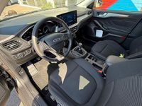 Gebraucht Ford Focus Titanium 125 PS (91 kW) 2024 Grau Kombi
