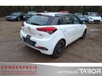 Gebraucht Hyundai i20 GO! 75 PS (55 kW) 2017 Polar white Kleinwagen