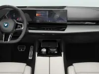 Gebraucht BMW 550e Comfort Edition 489 PS (359 kW) 2026 Grau Kombi